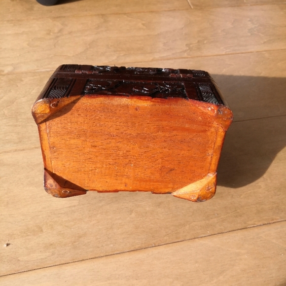Vintage Carved Wooden Jewelry Box - Picture 8 of 12